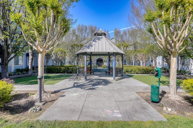 608 Arcadia Terrace 303, Sunnyvale, CA 94085