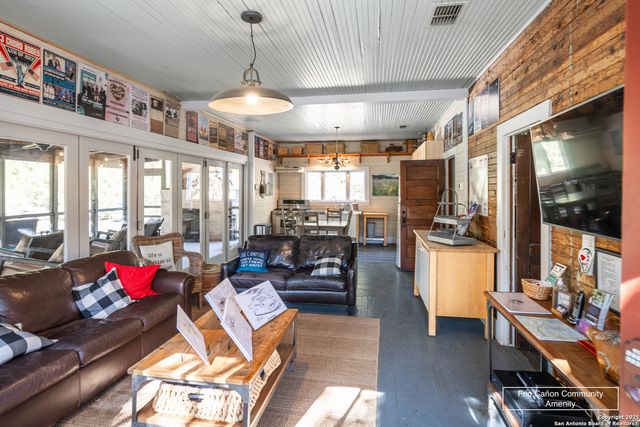 TBD US Hwy 83, Leakey, TX 78873