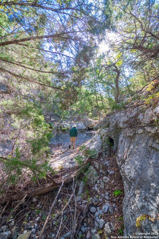 TBD US Hwy 83, Leakey, TX 78873