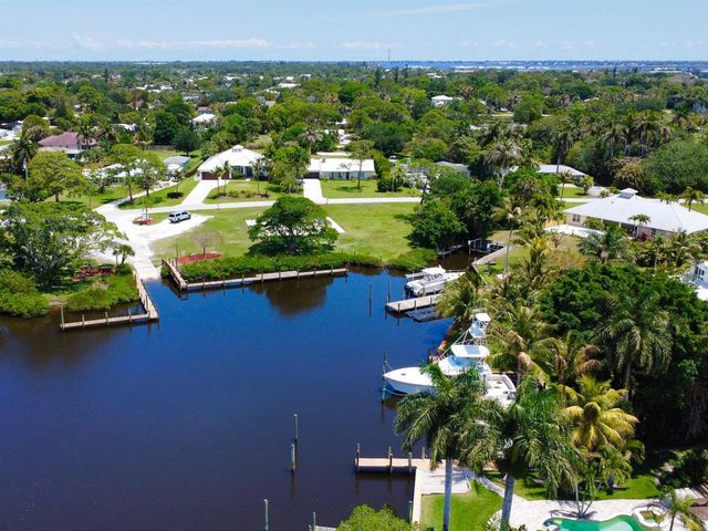 1655 NW Fork Road, Stuart, FL 34994