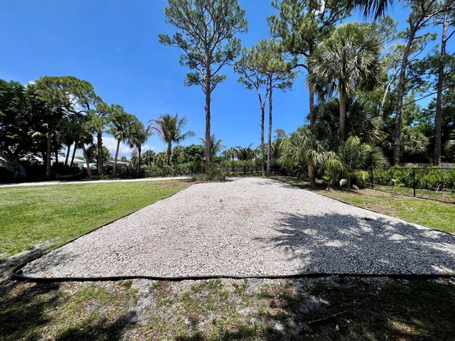 1655 NW Fork Road, Stuart, FL 34994