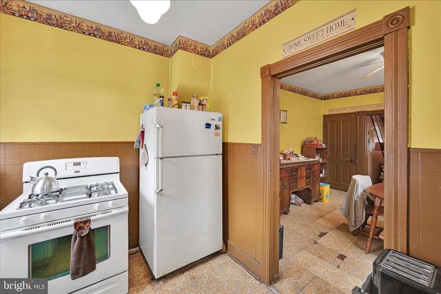 405 S SAINT JOHN ST, Schuylkill Haven, PA 17972