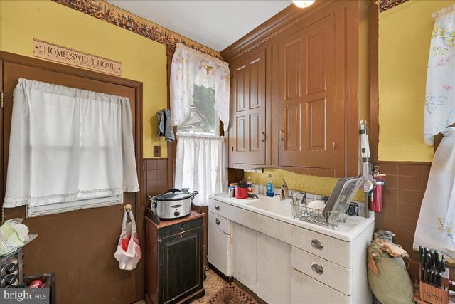 405 S SAINT JOHN ST, Schuylkill Haven, PA 17972