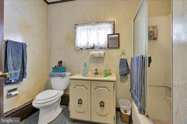 405 S SAINT JOHN ST, Schuylkill Haven, PA 17972