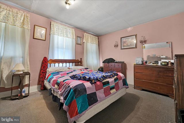 405 S SAINT JOHN ST, Schuylkill Haven, PA 17972