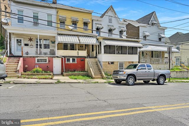 405 S SAINT JOHN ST, Schuylkill Haven, PA 17972