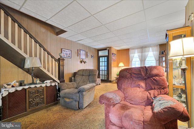 405 S SAINT JOHN ST, Schuylkill Haven, PA 17972
