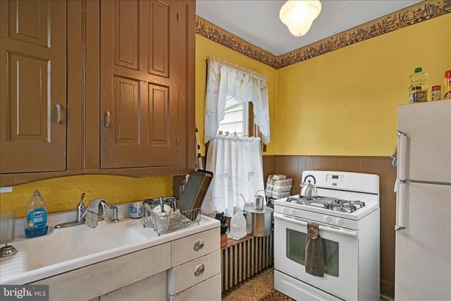 405 S SAINT JOHN ST, Schuylkill Haven, PA 17972