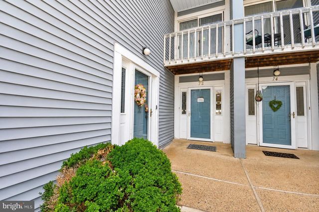 72 HILLCROFT WAY, Newtown, PA 18940