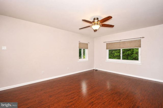 72 HILLCROFT WAY, Newtown, PA 18940