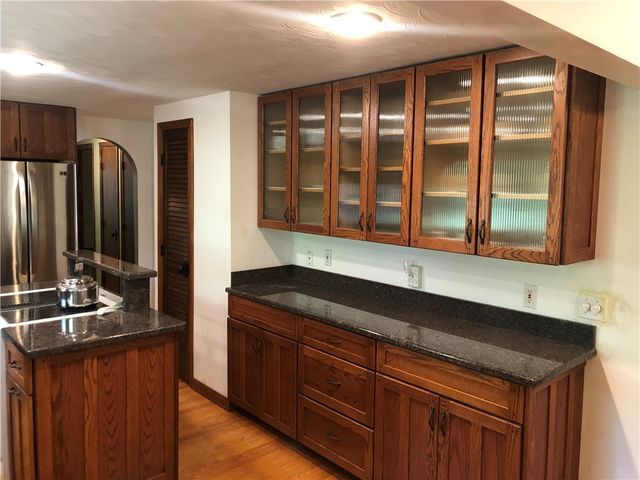 20 Richard Street, Smithfield, RI 02917