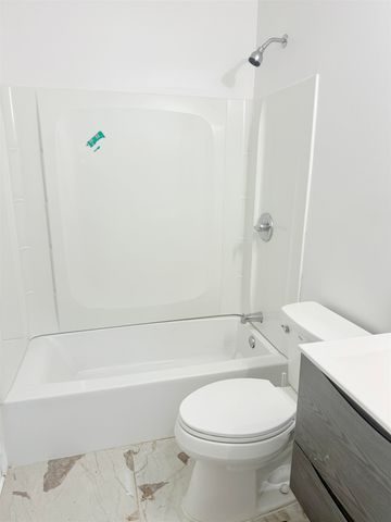 1740 CARLYLE DR, Memphis, TN 38127