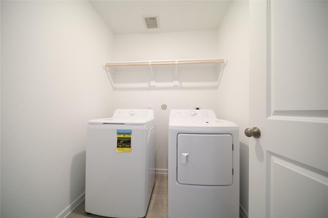 9314 Speckled Trout Drive, Baytown, TX 77521