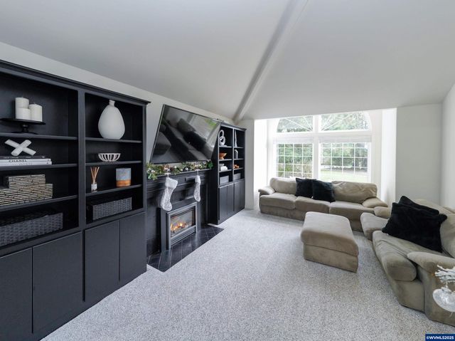 4359 Croisan Ridge Wy S, Salem, OR 97302