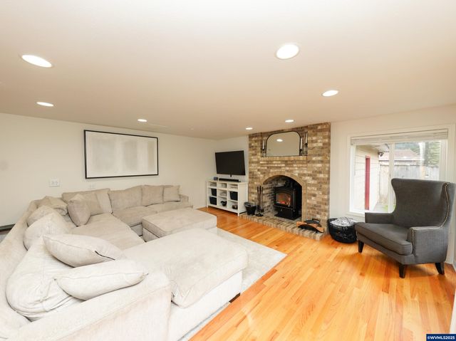 4359 Croisan Ridge Wy S, Salem, OR 97302