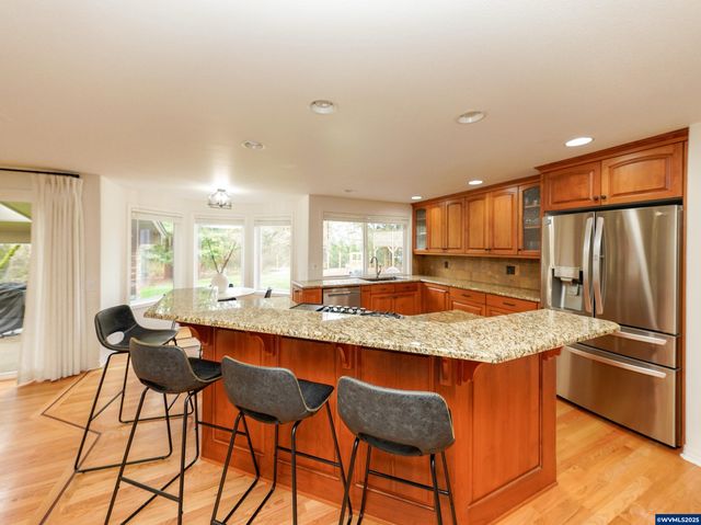 4359 Croisan Ridge Wy S, Salem, OR 97302