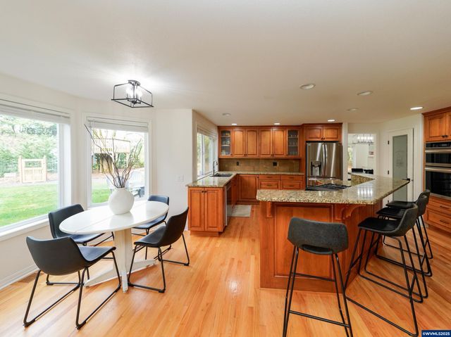 4359 Croisan Ridge Wy S, Salem, OR 97302