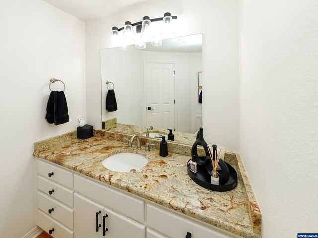 4359 Croisan Ridge Wy S, Salem, OR 97302