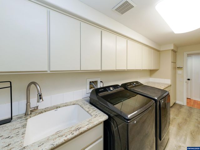 4359 Croisan Ridge Wy S, Salem, OR 97302