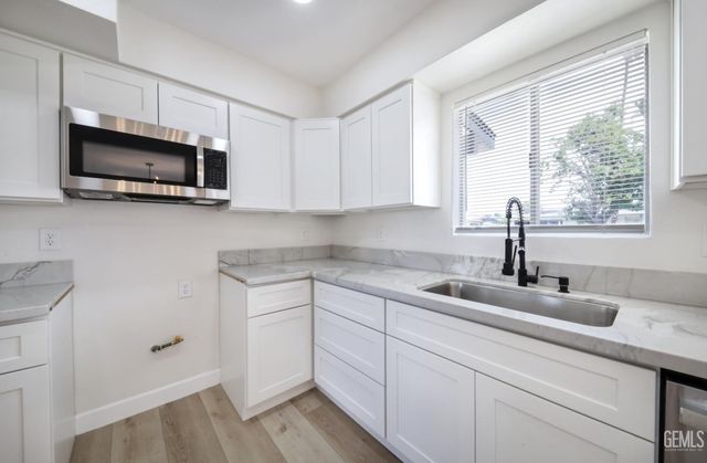 3413 Herndon Street, Bakersfield, CA 93312