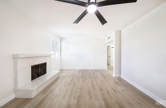 3413 Herndon Street, Bakersfield, CA 93312