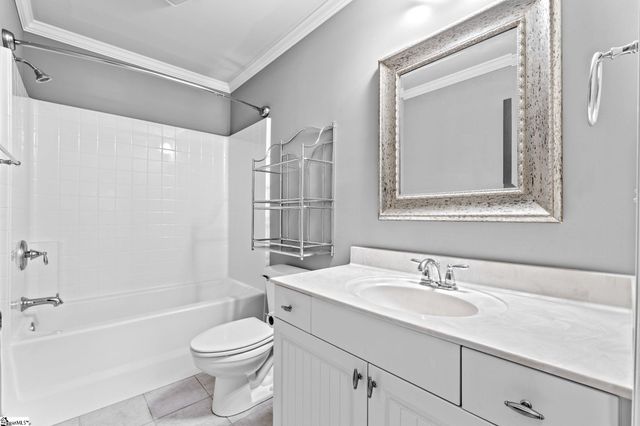 34 Oak Grove Lake Road, Greenville, SC 29615