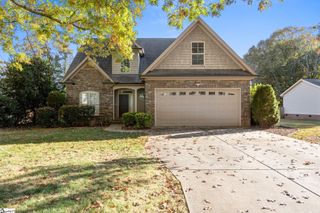 34 Oak Grove Lake Road, Greenville, SC 29615