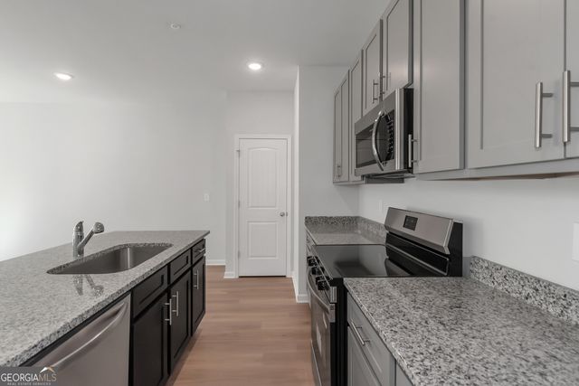 5440 Biltmore Drive, Atlanta, GA 30349