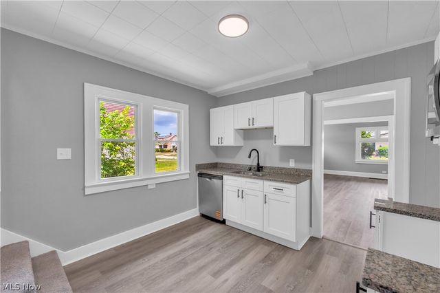 13722 Saybrook Avenue, Garfield Heights, OH 44105