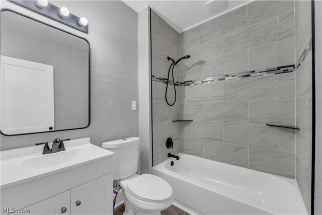 13722 Saybrook Avenue, Garfield Heights, OH 44105