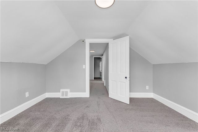 13722 Saybrook Avenue, Garfield Heights, OH 44105