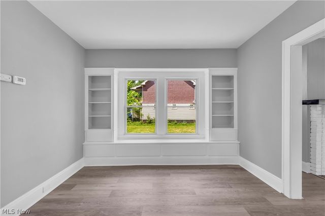 13722 Saybrook Avenue, Garfield Heights, OH 44105