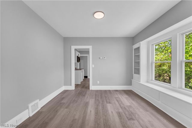 13722 Saybrook Avenue, Garfield Heights, OH 44105