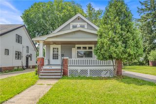 13722 Saybrook Avenue, Garfield Heights, OH 44105