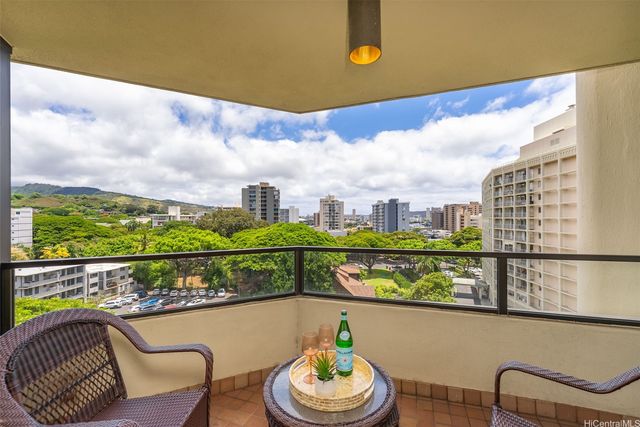 1525 Wilder Avenue 905, Honolulu, HI 96822