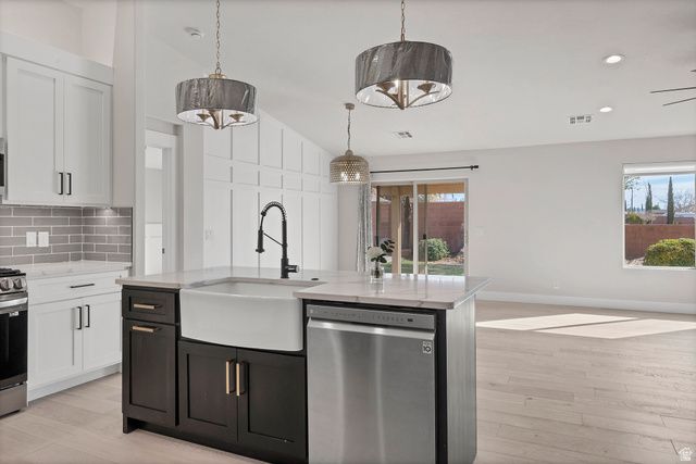 328 N HARRIER LN, Ivins, UT 84738