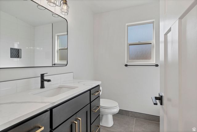 328 N HARRIER LN, Ivins, UT 84738