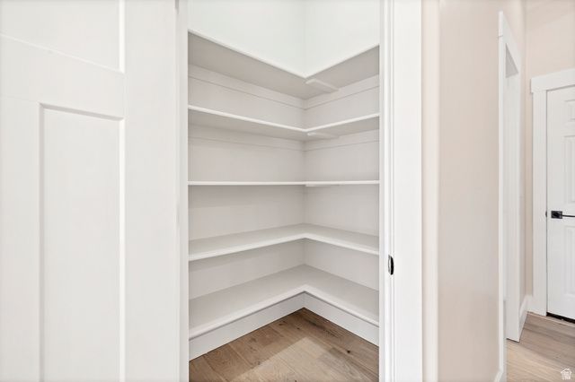 328 N HARRIER LN, Ivins, UT 84738