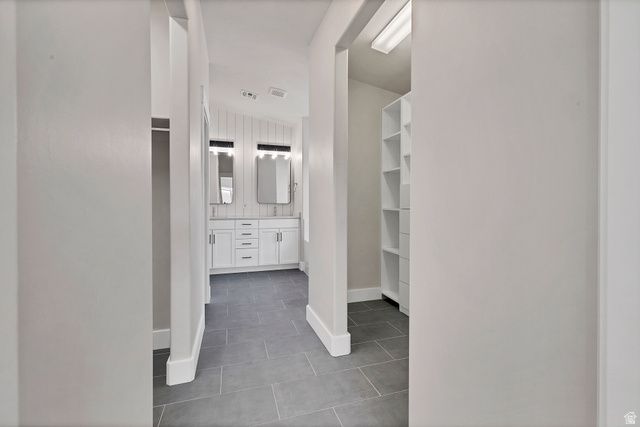 328 N HARRIER LN, Ivins, UT 84738