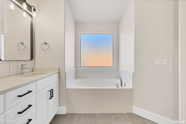 328 N HARRIER LN, Ivins, UT 84738