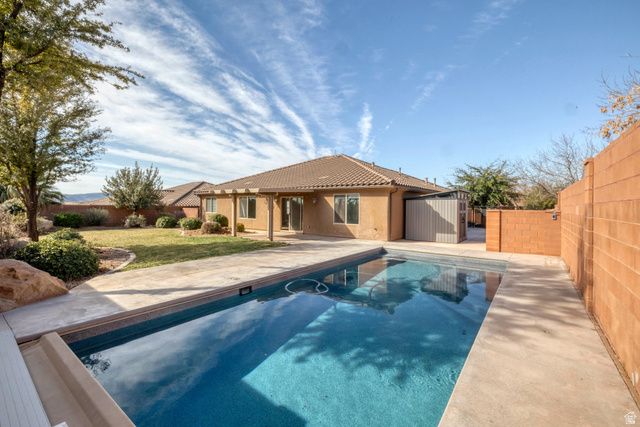 328 N HARRIER LN, Ivins, UT 84738