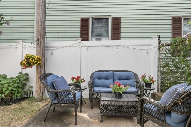 595 East 4th St 1, Boston, MA 02127