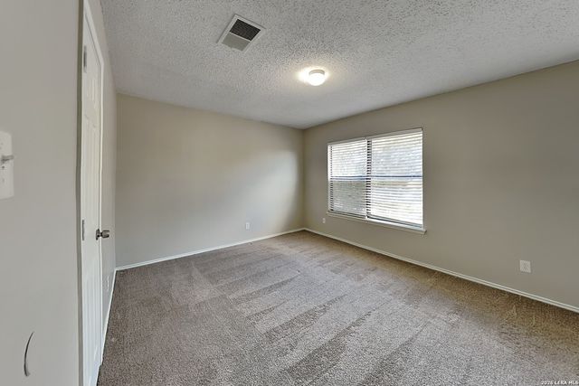 7010 FLINT VW, San Antonio, TX 78244