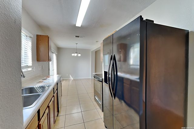 7010 FLINT VW, San Antonio, TX 78244