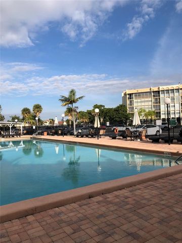 601 Three Islands Blvd 316, Hallandale Beach, FL 33009