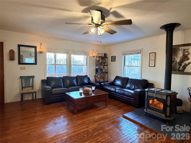 2778 Mule Stomp Road, Hot Springs, NC 28721