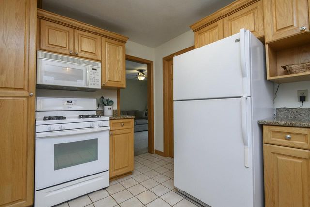 122 Elm STREET, Pewaukee, WI 53072