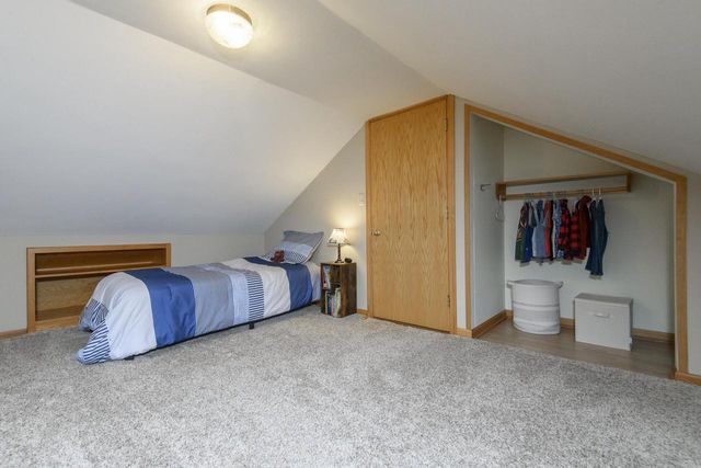 122 Elm STREET, Pewaukee, WI 53072
