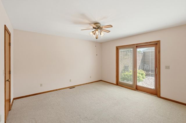 400 Commanche Drive, Lowell, IN 46356
