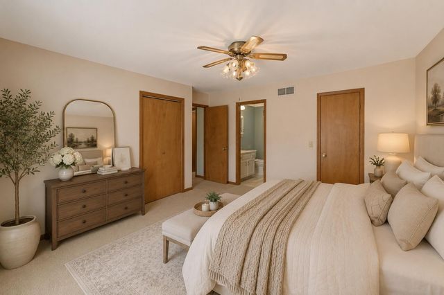 400 Commanche Drive, Lowell, IN 46356